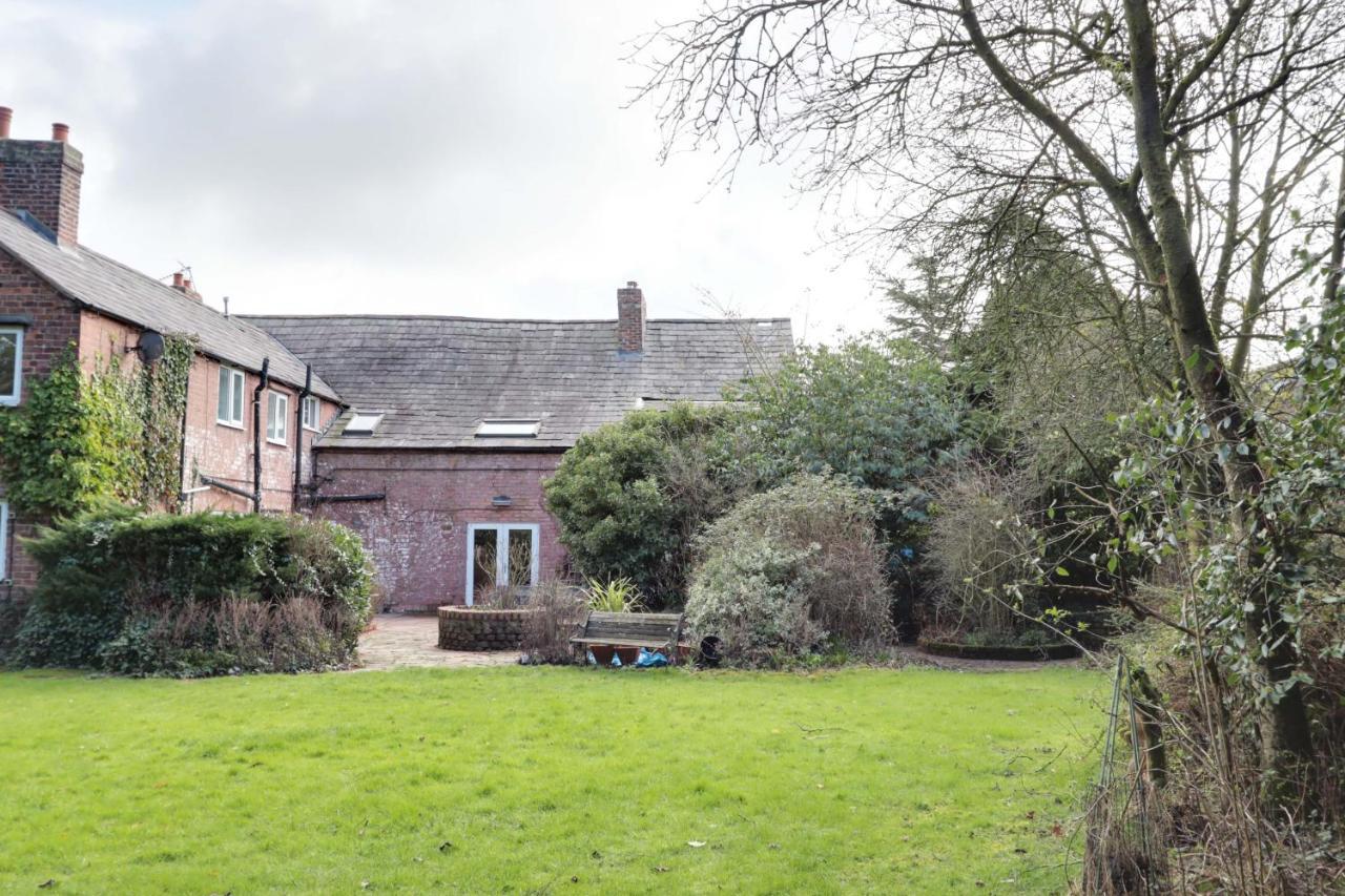 Bretton House Farm Retreat Villa Chester Eksteriør billede
