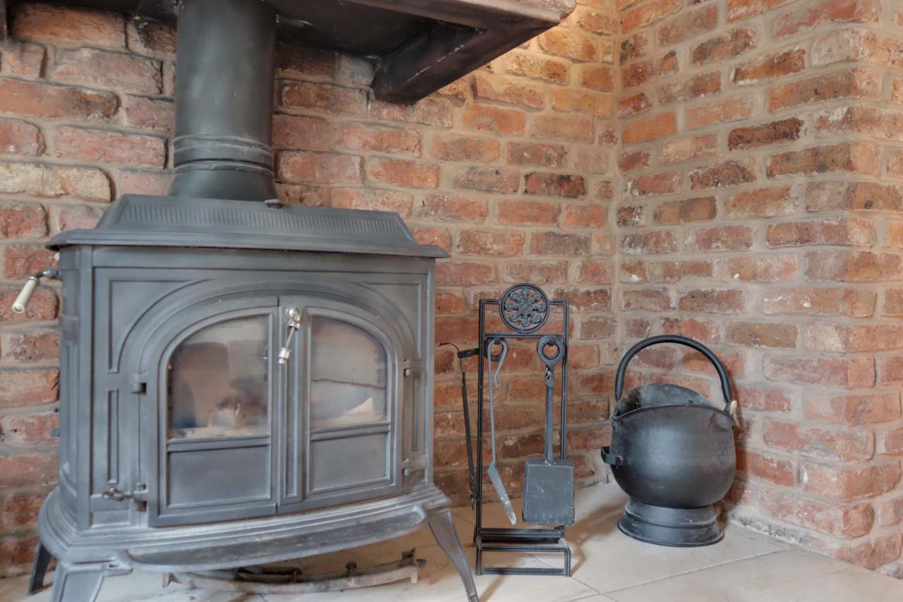 Bretton House Farm Retreat Villa Chester Eksteriør billede